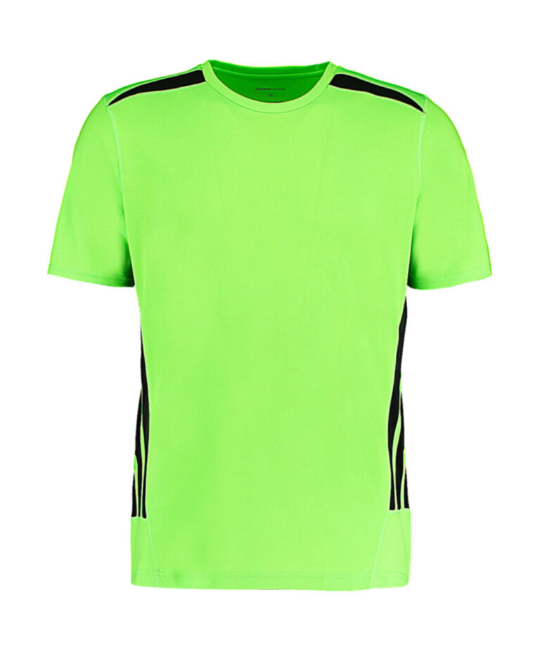 αθλητικό κοντομάνικο μπλουζάκι σε χρώμα λαχανί και μαύρες λεπτομέρειες στο πλάι και στους ώμους